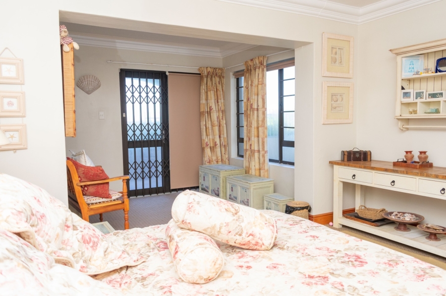 7 Bedroom Property for Sale in Ferreira Town Eastern Cape
